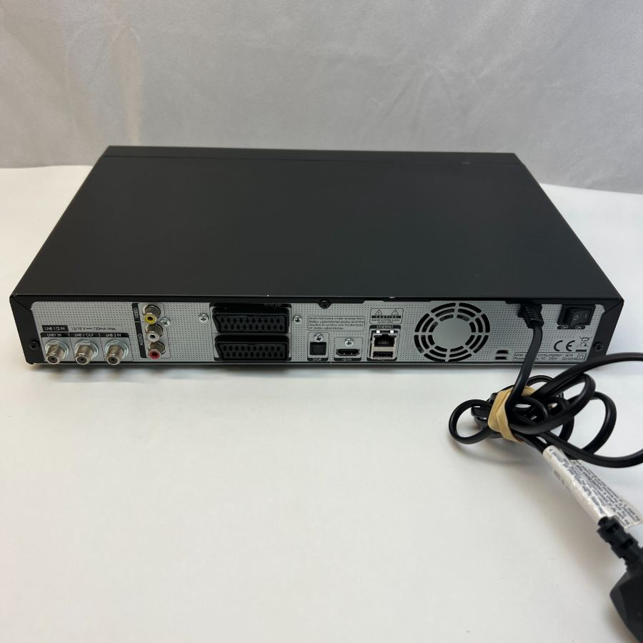Representative photograph of the same model: Humax Foxsat HDR 320GB DVR Freesat+ HD Satellite TV Receiver Manual, Remote – image 2