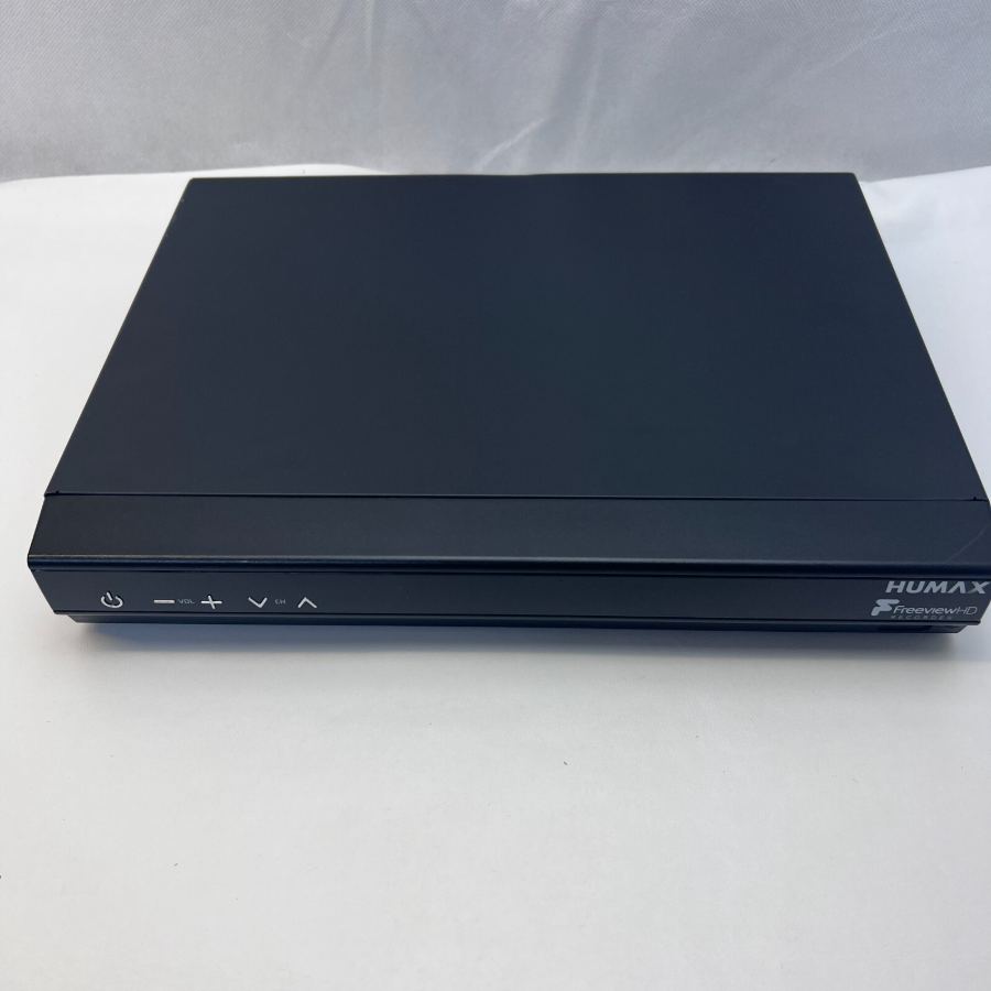 Representative photograph of the same model: HUMAX HDR-1800T Freeview HD Smart Digital HD TV Recorder - 320GB - Twin Tuner – image 5