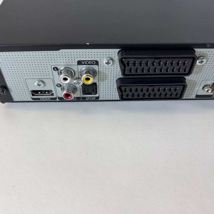 Representative photograph of the same model: Humax PVR-9300T Freeview+ 320GB Twin Tuner Terrestrial TV Recorder Box PVR – image 6