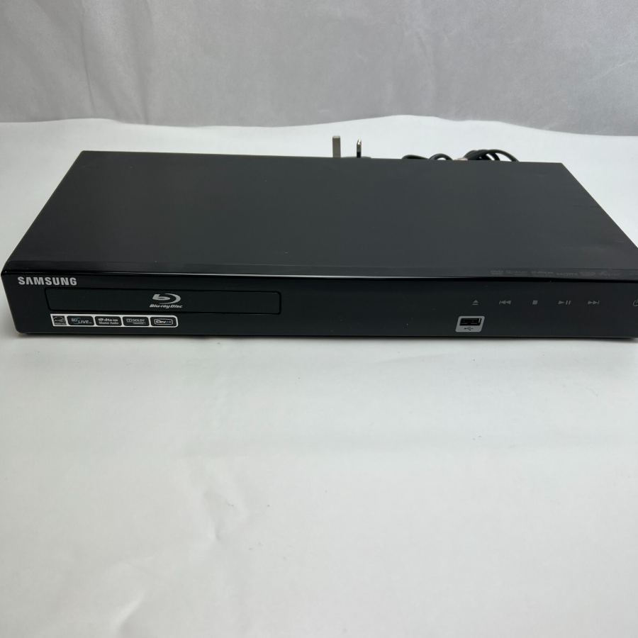 Representative photograph of the same model: Samsung BD-P1580 Blu-ray DVD Player & Remote HDMI Warranty HD Remote – image 4