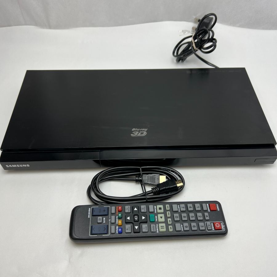 Representative photograph of the same model: Samsung BD-D5500 3D MKV USB DivX Upscaling Blu-Ray Player 12-months warranty – image 3