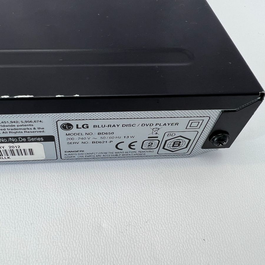 LG BD650 3D-Capable Blu-ray Disc Player HDMI 1920x1080 Black with Remote + Cable – image 8