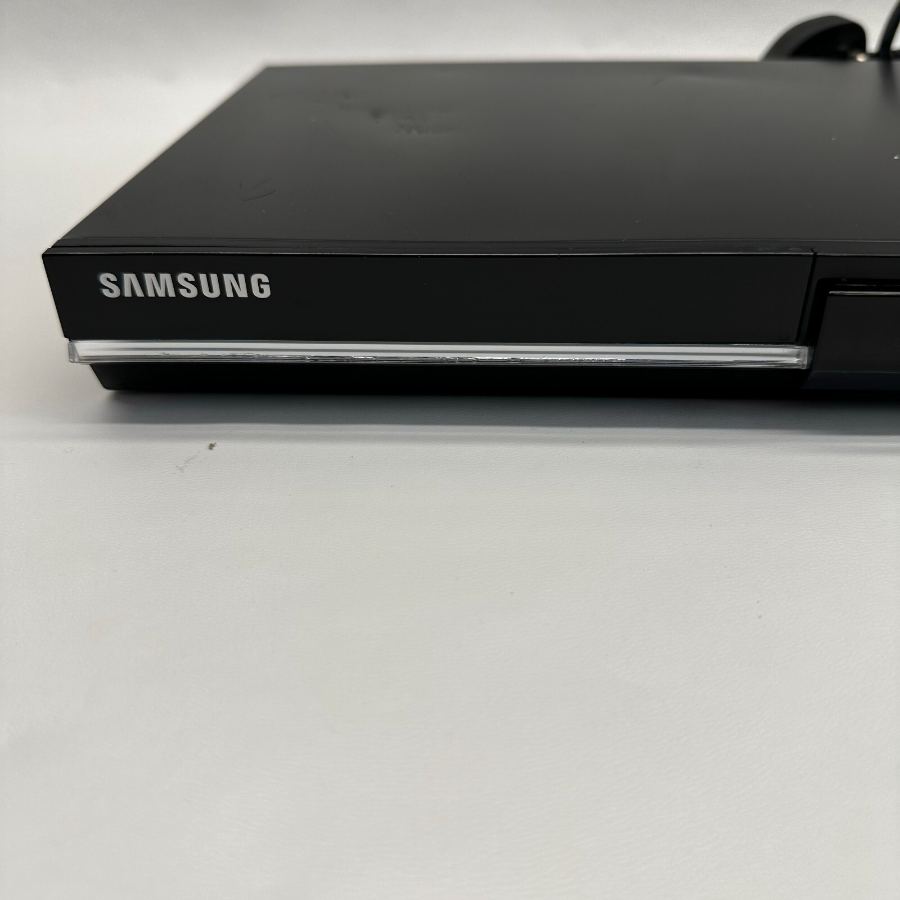 Representative photograph of the same model: Samsung BD-C5300 Blu-Ray Disc Player Wi-Fi Ready Black W/ Remote + Cables Tested – image 4