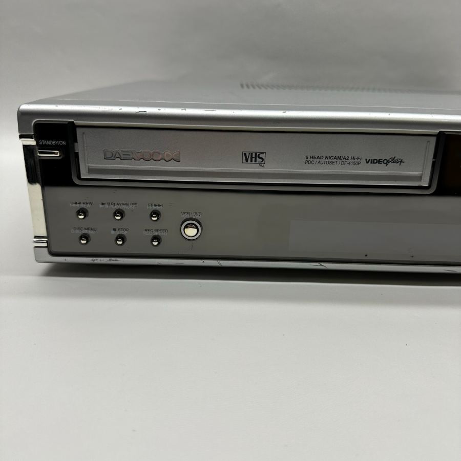 Representative photograph of the same model: Daewoo DF-4150P DVD Recorder & VHS 6 Head Remote HDMI Kit COPY VHS TO DVD + RW – image 4