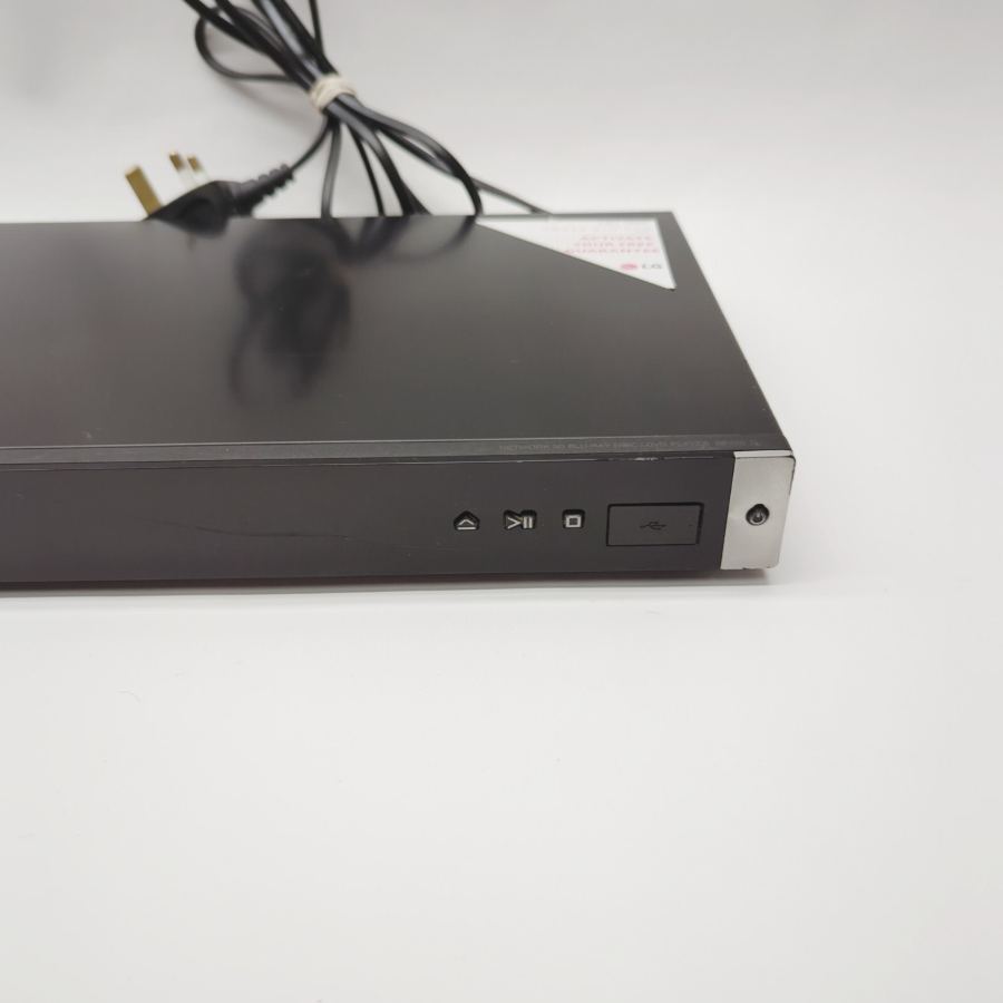 LG BP-420 Smart Blu-ray / DVD / CD 3D Disc Player HDMI CABLE W/ Remote – image 5