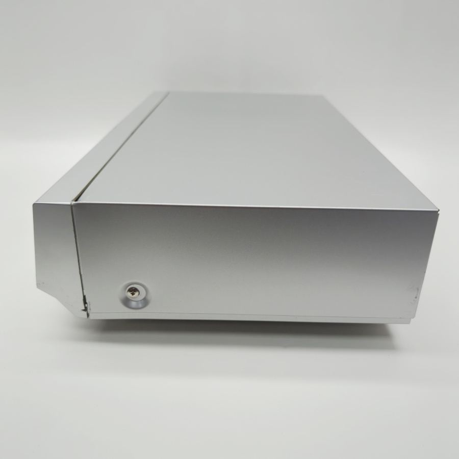 Representative photograph of the same model: Panasonic NV-VP31 Hi-Fi Stereo Dolby Digital VHS / DVD CD Player 21W - Silver – image 6