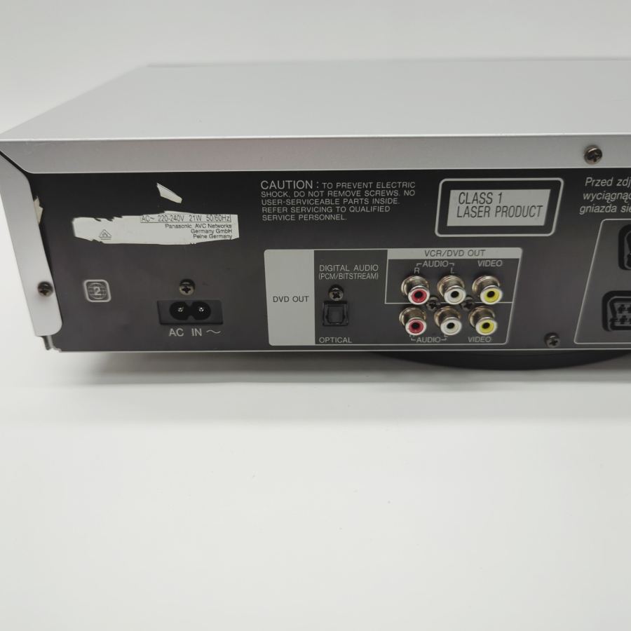 Representative photograph of the same model: Panasonic NV-VP31 Hi-Fi Stereo Dolby Digital VHS / DVD CD Player 21W - Silver – image 8