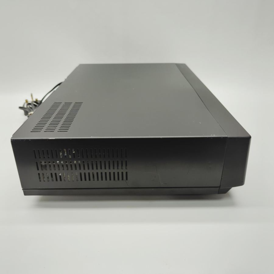 Samsung DVD-V6800 6 Head Hi-Fi Stereo VCR / DVD Recorder 19W - Black – image 6