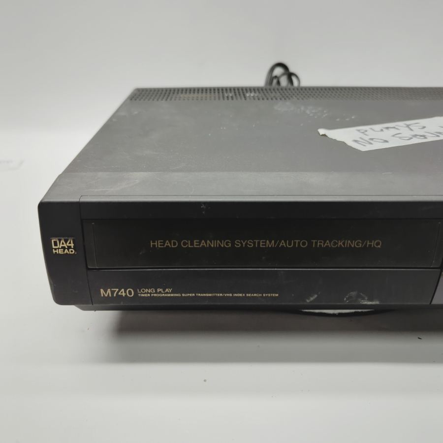 Vintage TV movie Prop Hitachi VT-M740E Black 4-Head VHS Video Tape Faulty – image 2