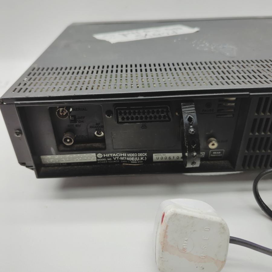 Vintage TV movie Prop Hitachi VT-M740E Black 4-Head VHS Video Tape Faulty – image 8
