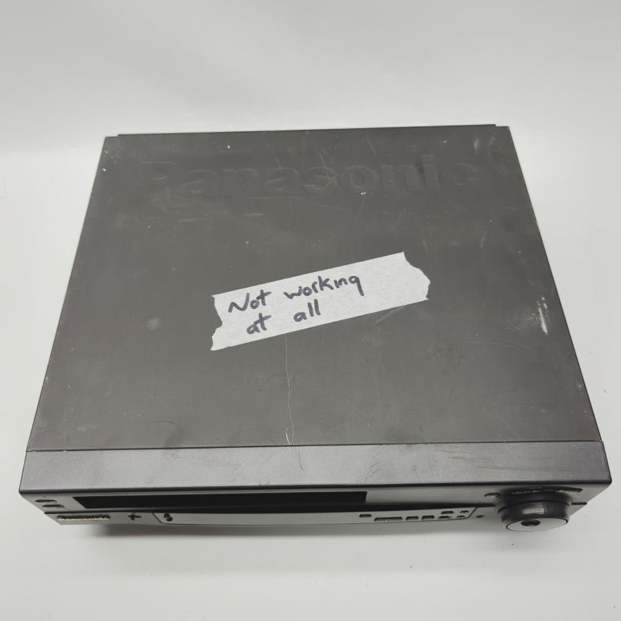 Vintage TV movie Prop Panasonic NV-SD40 Black 4-Head VHS Video Cassette Faulty – image 4