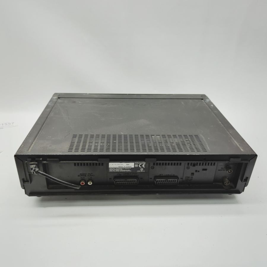 Sony SLV-F900 Black Hi-Fi Stereo VHS Video Cassette Recorder 25W - Faulty – image 7