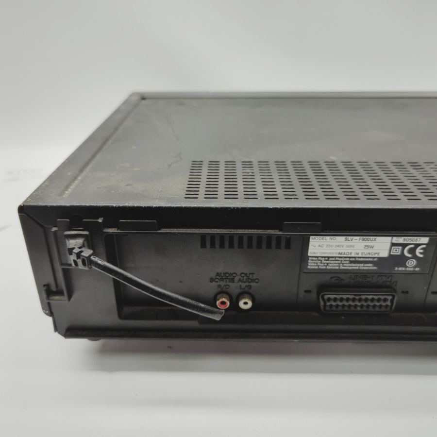 Sony SLV-F900 Black Hi-Fi Stereo VHS Video Cassette Recorder 25W - Faulty – image 8