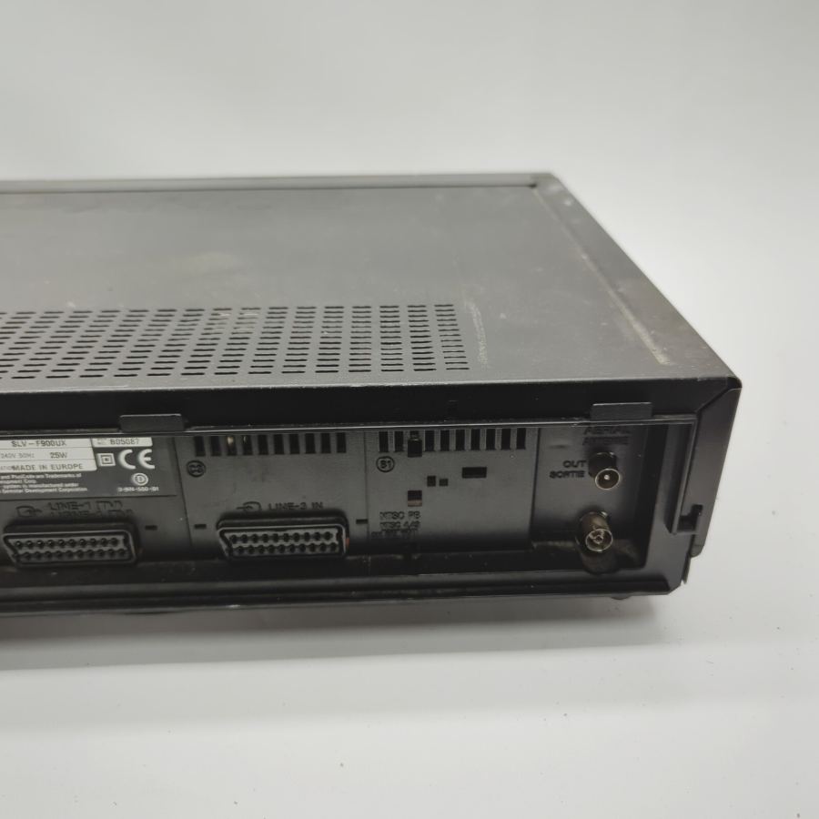 Sony SLV-F900 Black Hi-Fi Stereo VHS Video Cassette Recorder 25W - Faulty – image 9