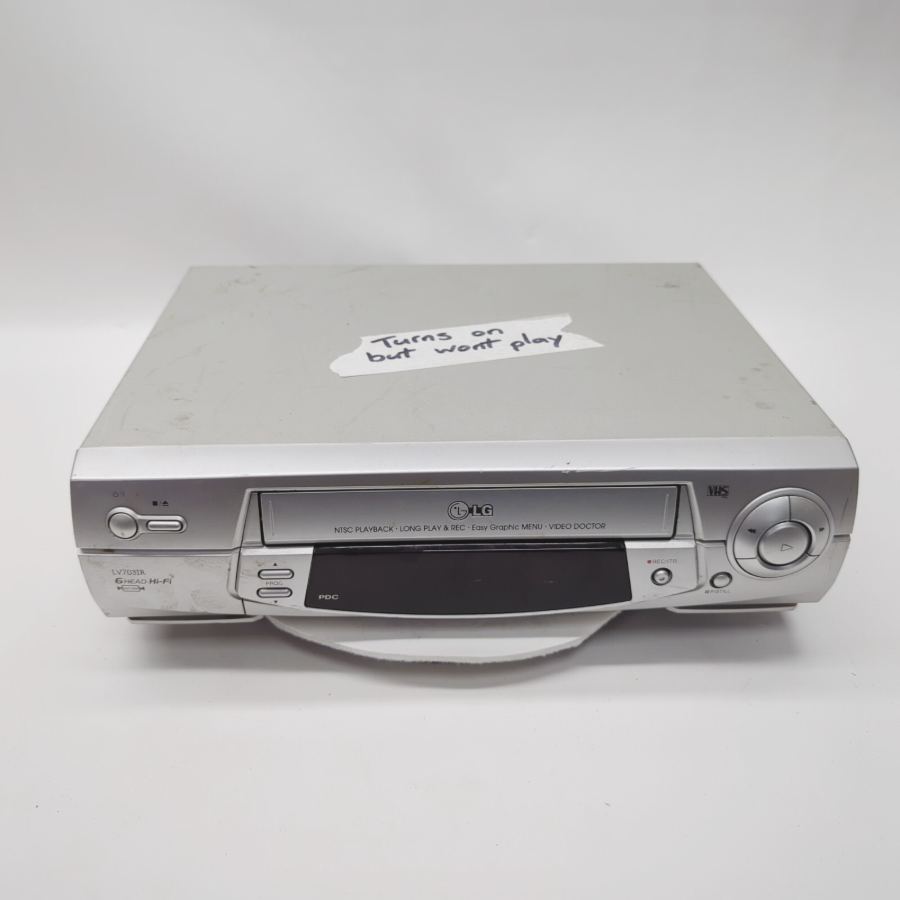 LG LV703IR Silver 6-Head Hi-Fi VHS Video Cassette Recorder 14W - Faulty