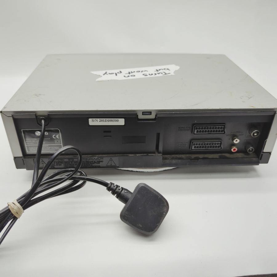 LG LV703IR Silver 6-Head Hi-Fi VHS Video Cassette Recorder 14W - Faulty – image 7