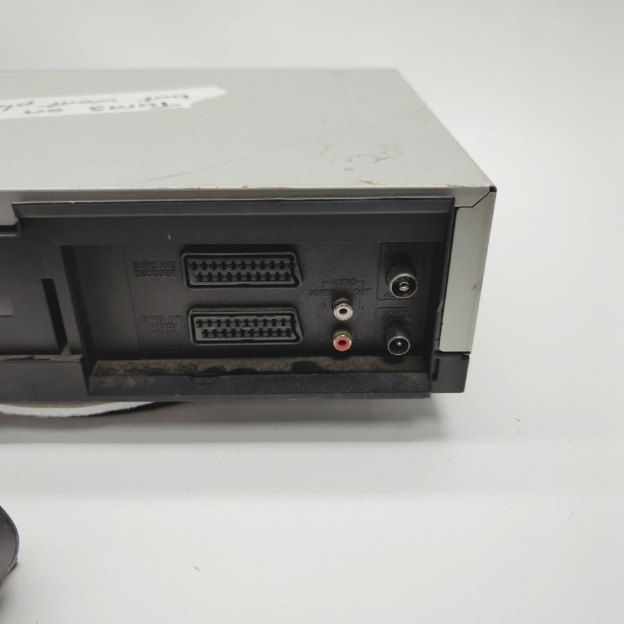 LG LV703IR Silver 6-Head Hi-Fi VHS Video Cassette Recorder 14W - Faulty – image 8