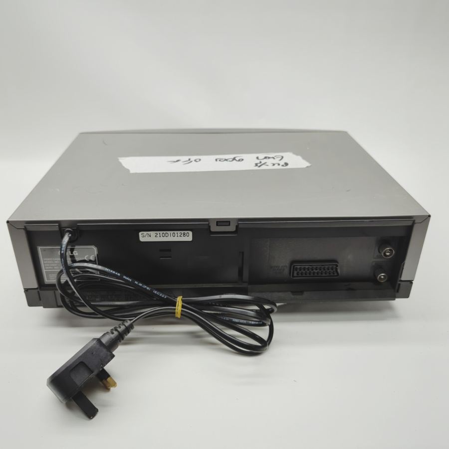 LG LV210 Silver Wired Digital VHS Video Cassette Recorder 12W - Faulty – image 7