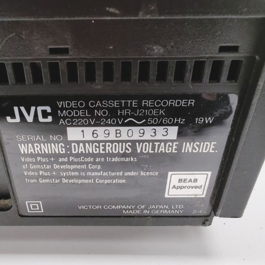 JVC HR-J210 Black Wired VHS Video Cassette Recorder 19W - Faulty – image 9