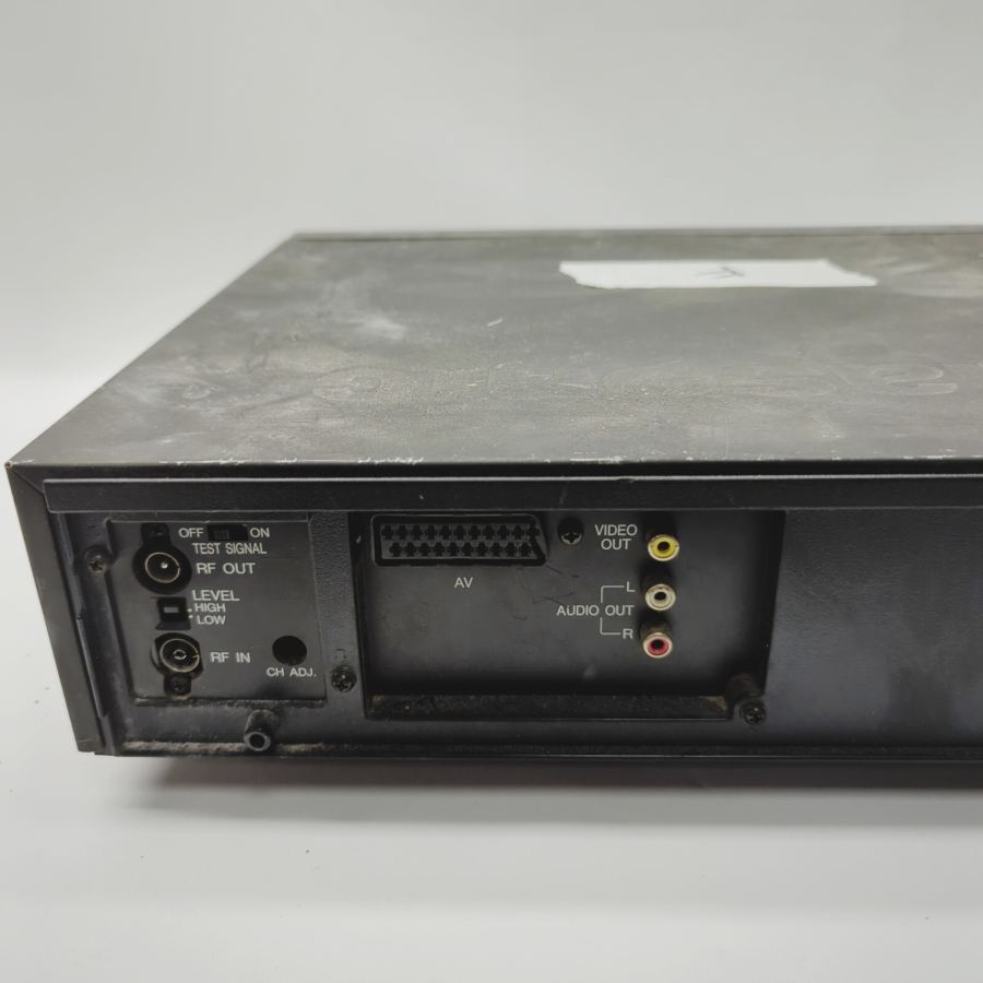Vintage TV movie Prop Panasonic NV-HD90B Hi-Fi 4-Head Video Cassette Faulty – image 8
