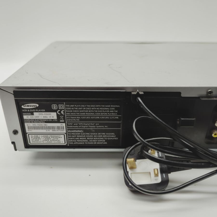 Faulty Samsung DVD-V5600 VCR & DVD Player Video Cassette Recorder Silver – image 8