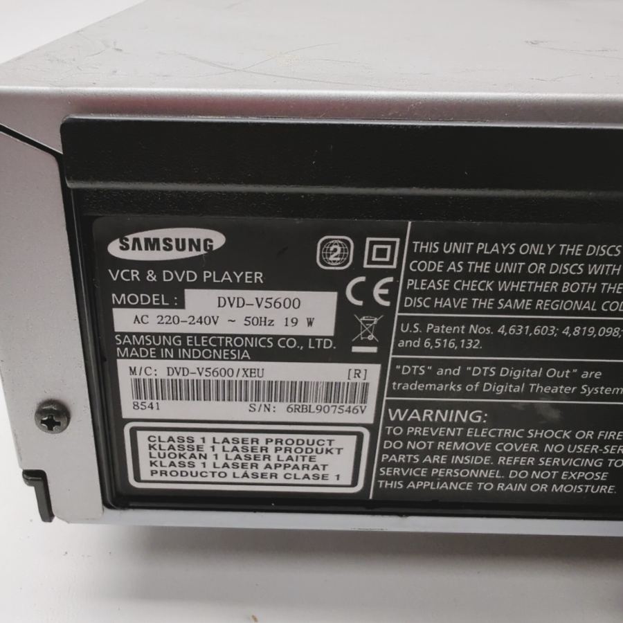 Faulty Samsung DVD-V5600 VCR & DVD Player Video Cassette Recorder Silver – image 10