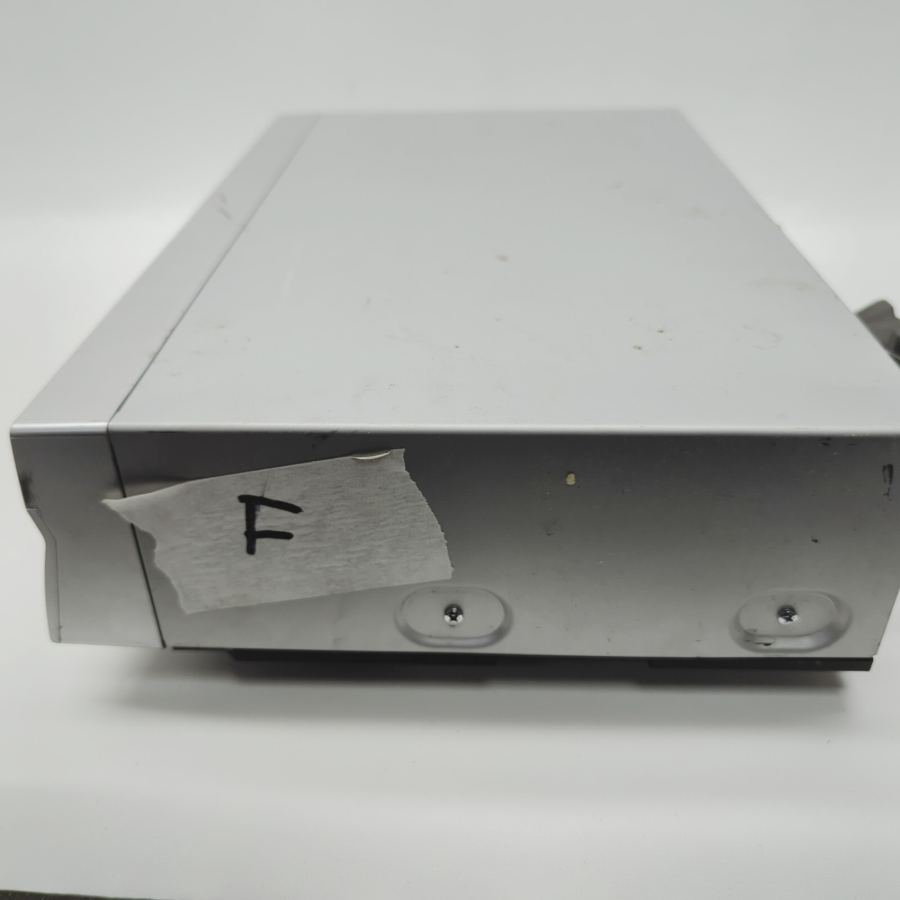 Faulty JVC HR-J695EK Digital Stereo Hi-Fi VHS Video Cassette Recorder Silver 15W – image 2