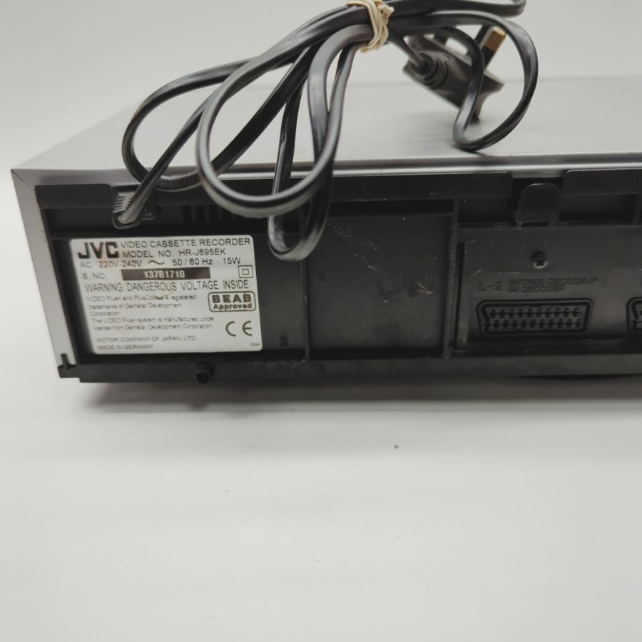 Faulty JVC HR-J695EK Digital Stereo Hi-Fi VHS Video Cassette Recorder Silver 15W – image 9