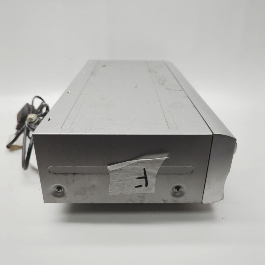 Hitachi DV-PF3E Silver Digital Hi-Fi Stereo VHS DVD / VCR Combo 30W - Faulty – image 6