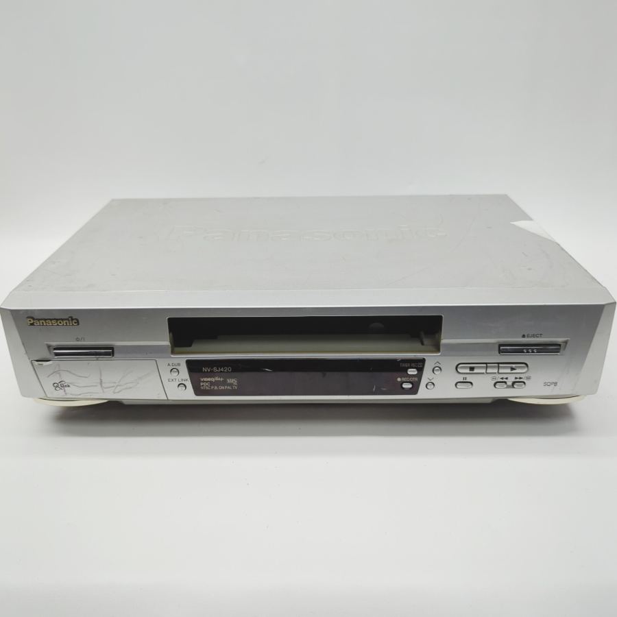 Panasonic NV-SJ420 Silver VHS Video Cassette Recorder 19W - Faulty