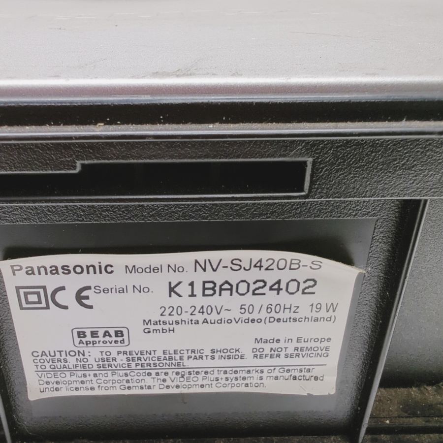 Panasonic NV-SJ420 Silver VHS Video Cassette Recorder 19W - Faulty – image 10