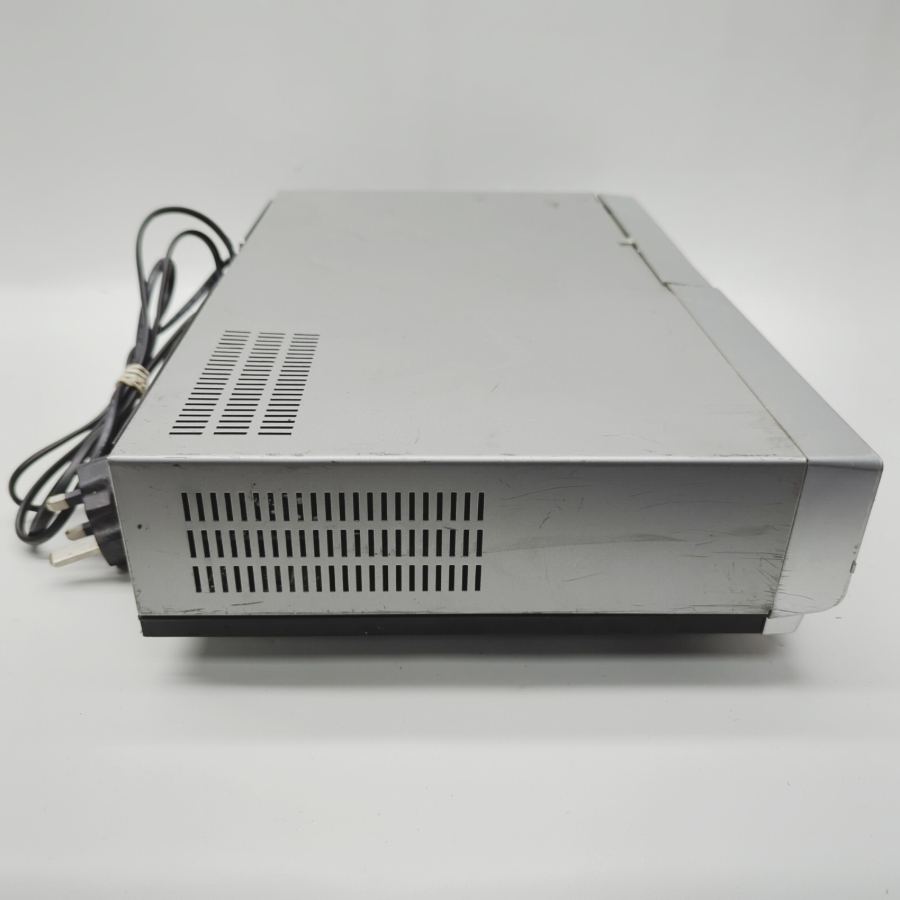 Faulty Samsung DVD-V6700S Scart VCR & DVD Video Player Silver 240 Watt – image 4