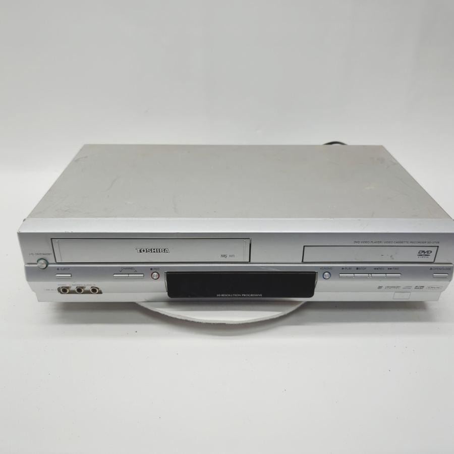 Toshiba SD-37VB Dolby Digital DVD Player/Video Cassette Recorder 21W - Faulty