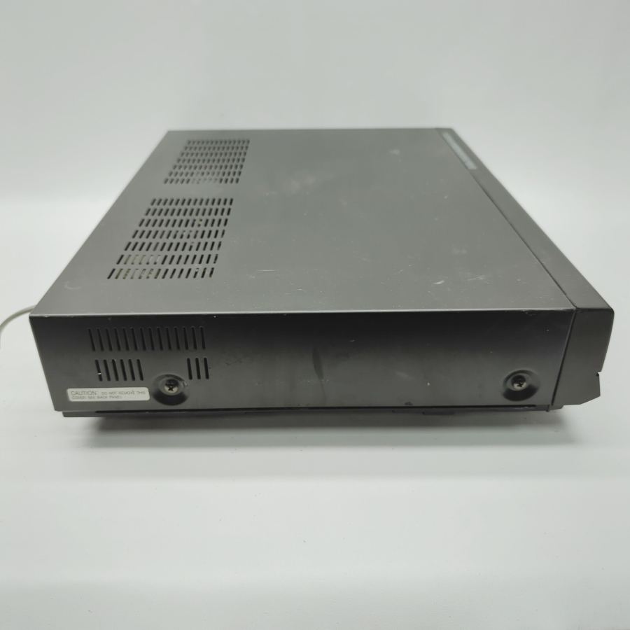 Faulty Vintage retro 80s 90s prop tv film Granada P1677U VHS Video/Audio Black – image 6