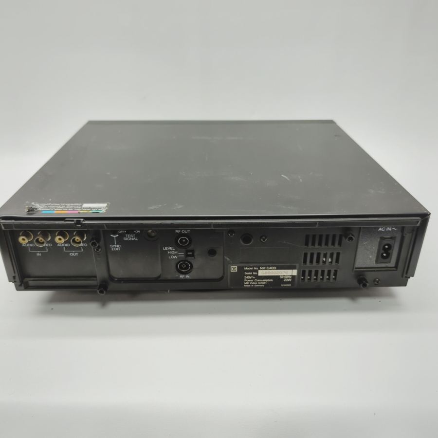 Faulty tv prop 80s 90s olympicsm Panasonic NV-G40 VHS Cassette Recorder Black – image 4