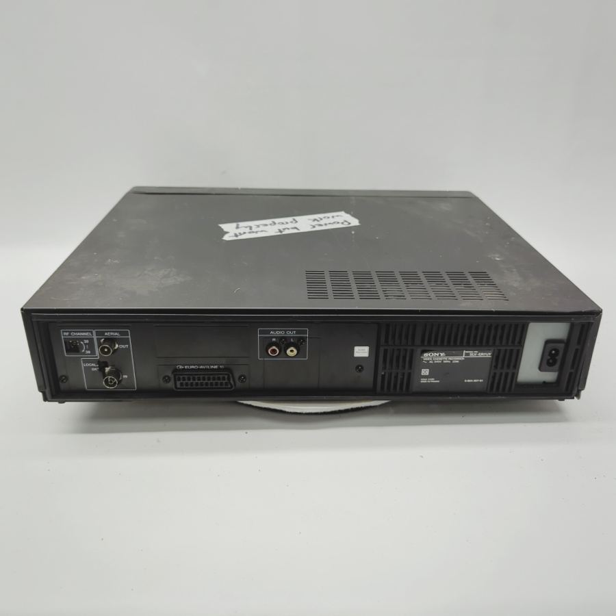 Sony tv show movie prop SLV-ER7UY Black Hi-Fi Stereo VHS Video - Faulty – image 7