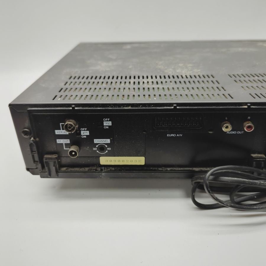 Gold Star R-C7031 Black Hi-Fi Stereo VHS HQ Video Cassette Recorder 38W - Faulty – image 8