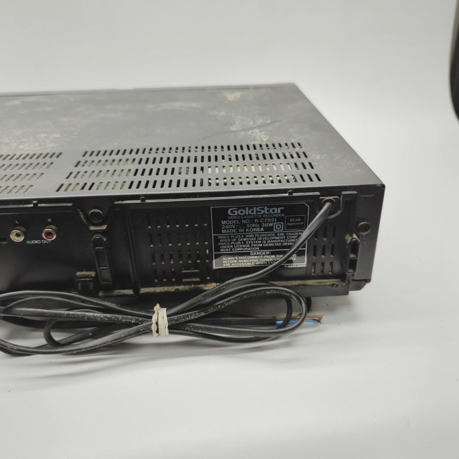 Gold Star R-C7031 Black Hi-Fi Stereo VHS HQ Video Cassette Recorder 38W - Faulty – image 9