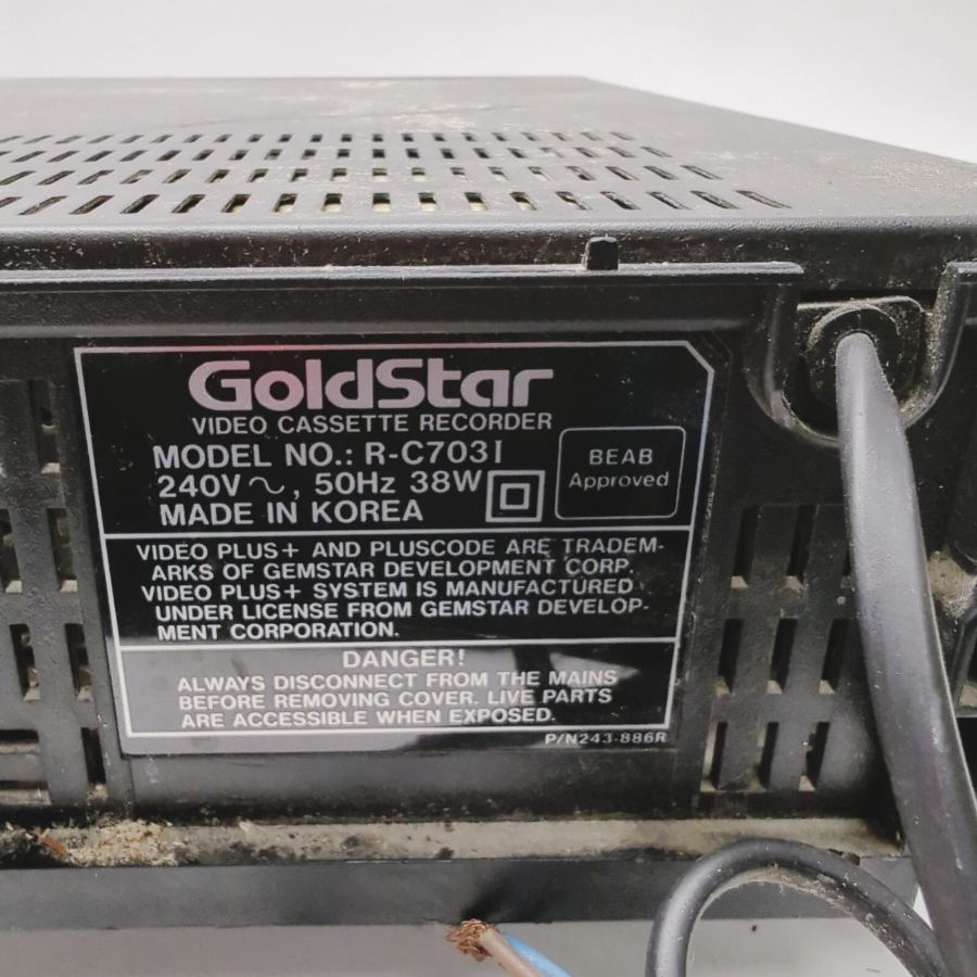 Gold Star R-C7031 Black Hi-Fi Stereo VHS HQ Video Cassette Recorder 38W - Faulty – image 10