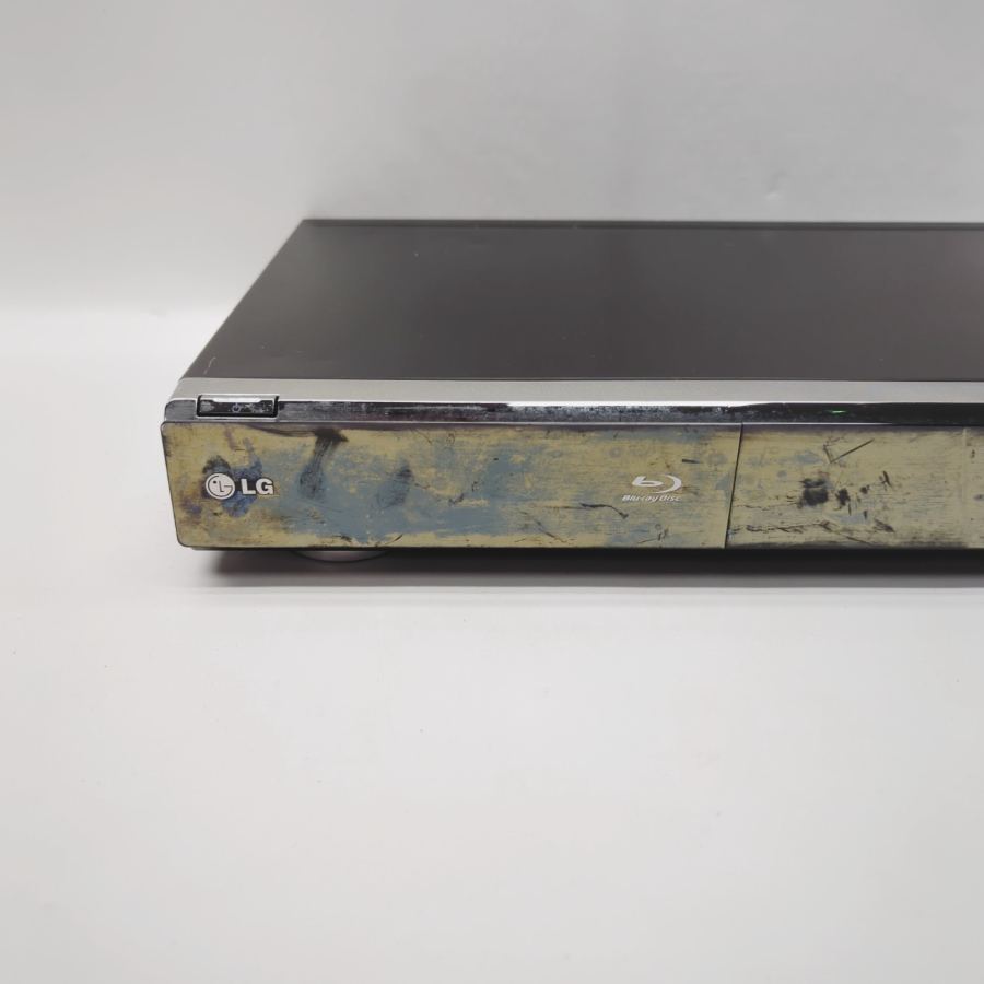 Representative photograph of the same model: LG BD390 Blu-ray DVD Player Black w/ Remote & HDMI Cable – Tested & Working – image 4