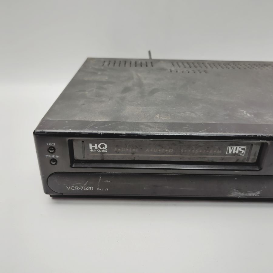 Faulty Sentra VCR-7620 Digital HQ VHS Video Cassette Recorder 24W - Black – image 2