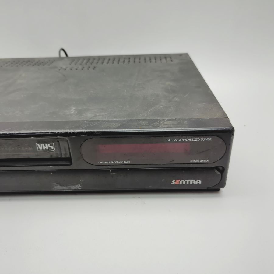 Faulty Sentra VCR-7620 Digital HQ VHS Video Cassette Recorder 24W - Black – image 3