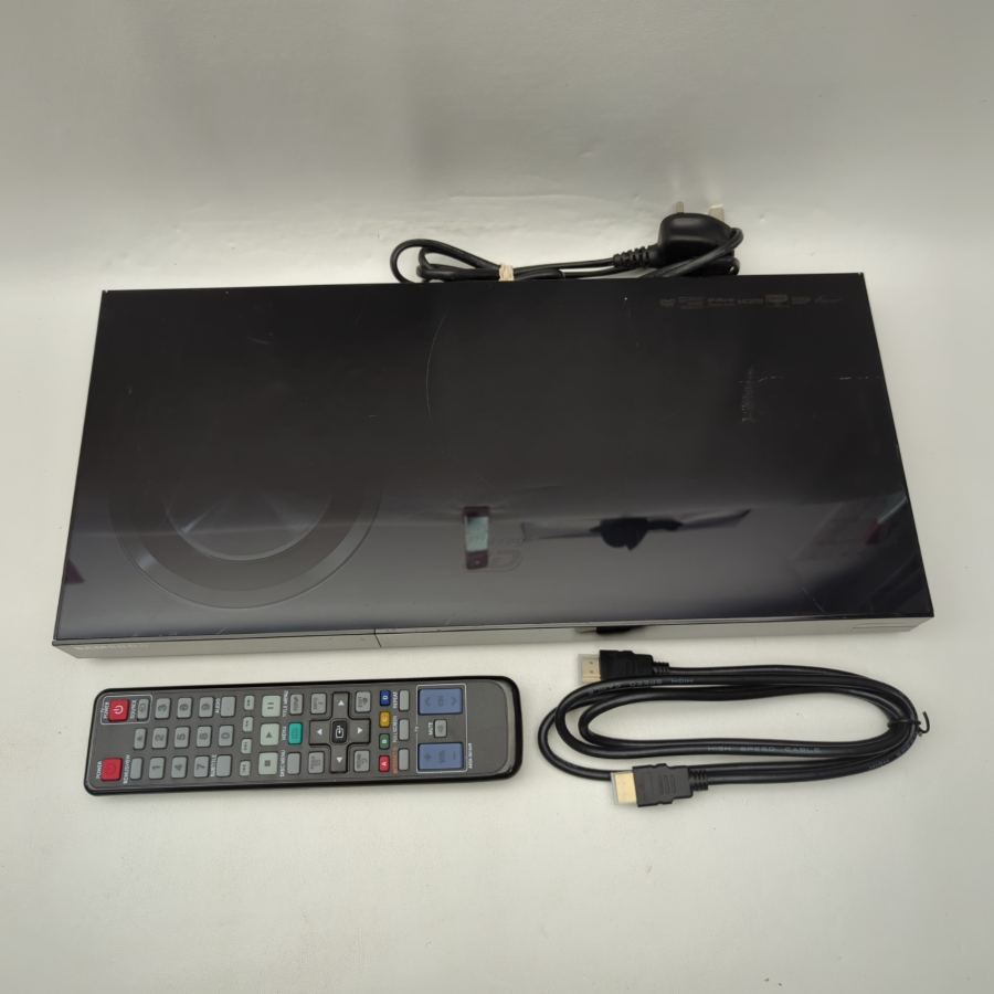 Samsung BD-C6900 Blu-ray & DVD Player 7.1 surround Remote HDMI 3D Sleek Black – image 3