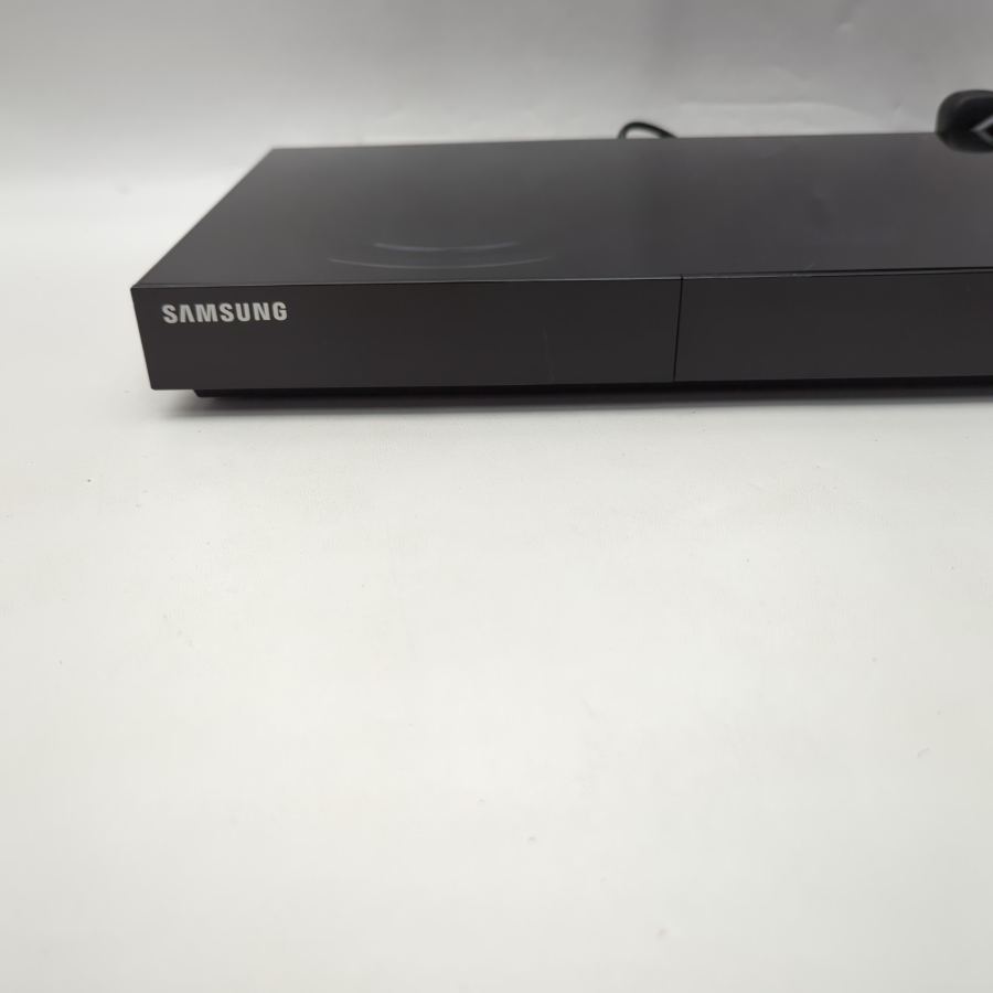 Samsung BD-C6900 Blu-ray & DVD Player 7.1 surround Remote HDMI 3D Sleek Black – image 4