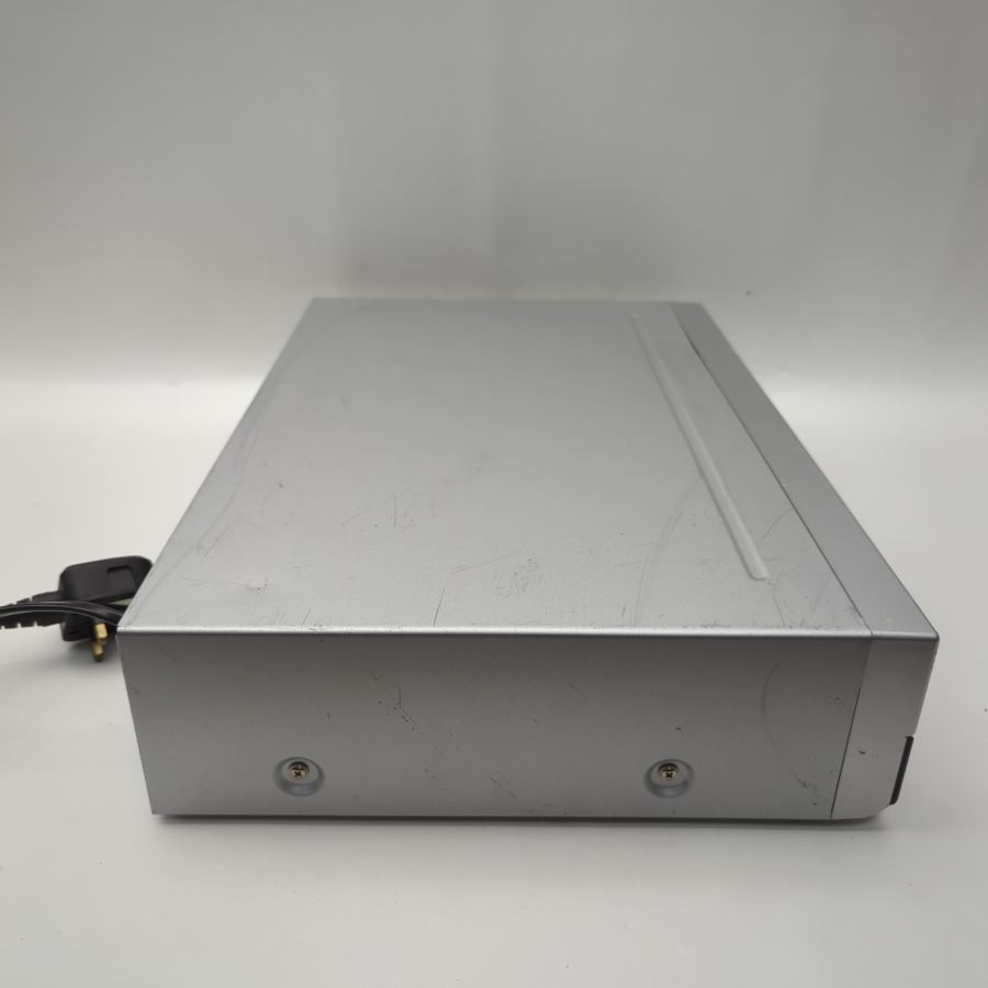 Representative photograph of the same model: Philips DVD755VR/05 DVD VHS VCR Combo SCART to HDMI Adapter Remote AV Leads – image 10