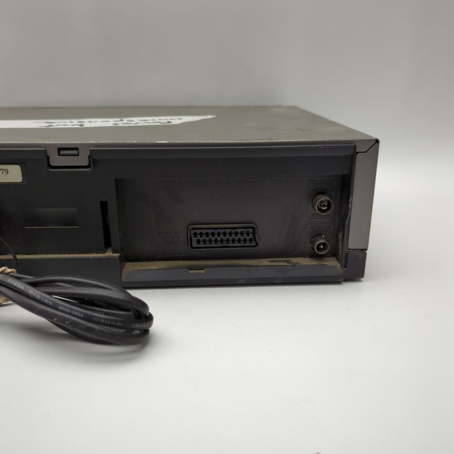 Faulty LG LV200 Video Cassette Recorder VCR For Parts/Repair – image 7