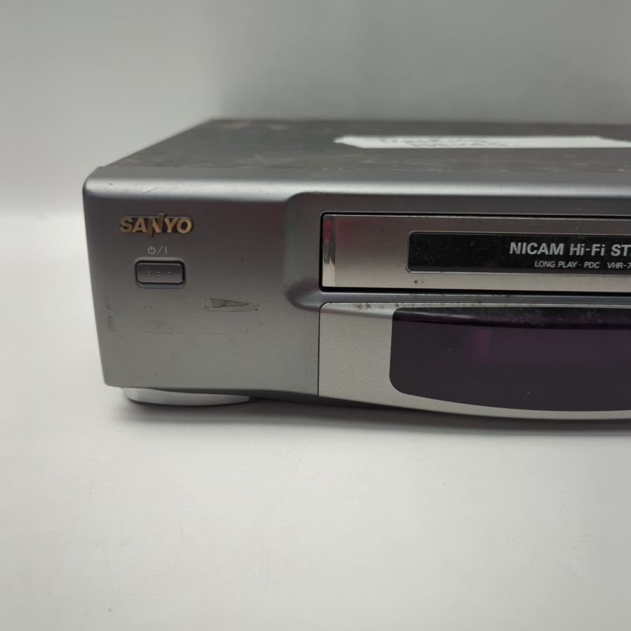 Faulty Sanyo VHR-778E Silver VHS Video Cassette Recorder VCR NICAM Hi-Fi Stereo – image 2