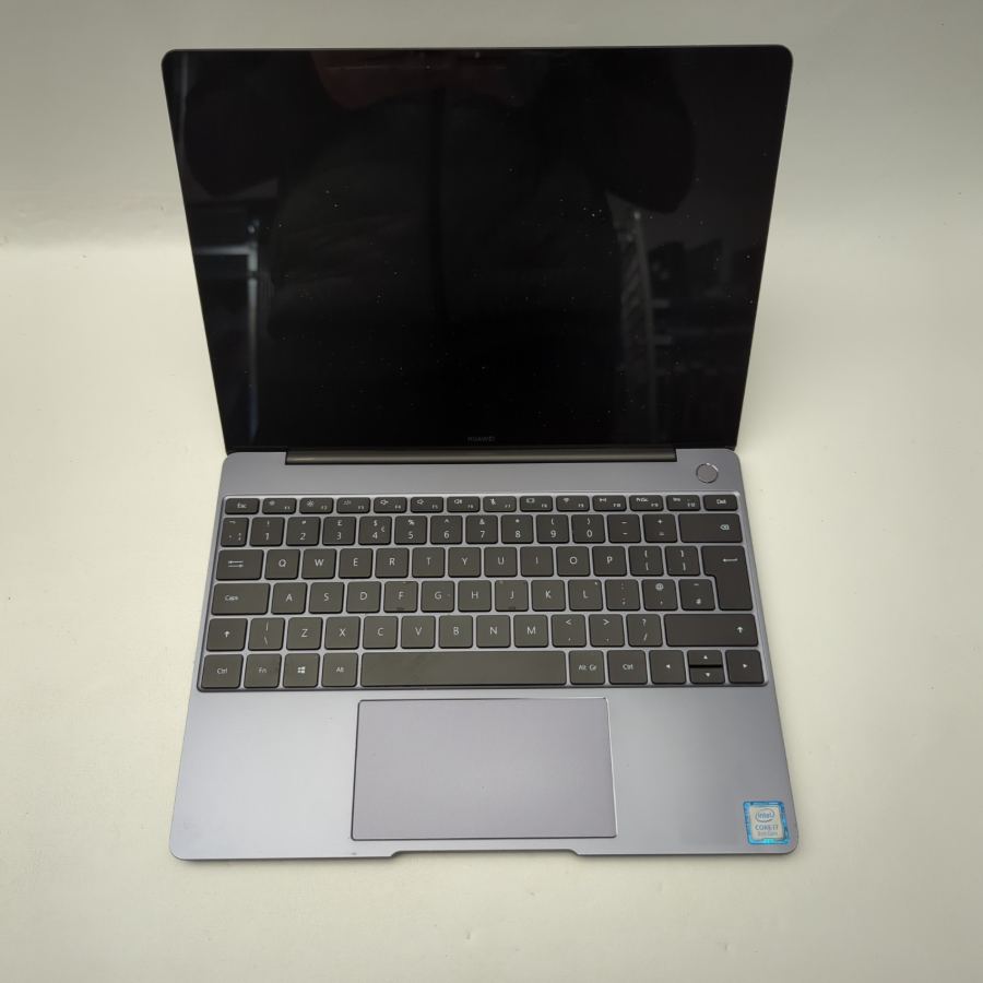 Huawei matebook 13 WRT-W29 Monterey i7-8565U 8GB Ram 512GB NVME Windows 10