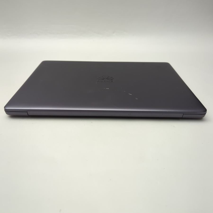 Huawei matebook 13 WRT-W29 Monterey i7-8565U 8GB Ram 512GB NVME Windows 10 – image 4