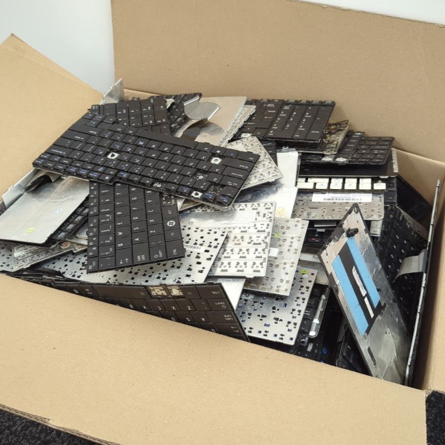 Joblot of 20kg Mixed Laptop Keyboards for Parts/Spares/